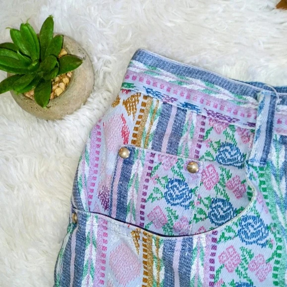 Vintage 80s Denim Republic Floral Striped High Waisted Shorts - Picture 4 of 9